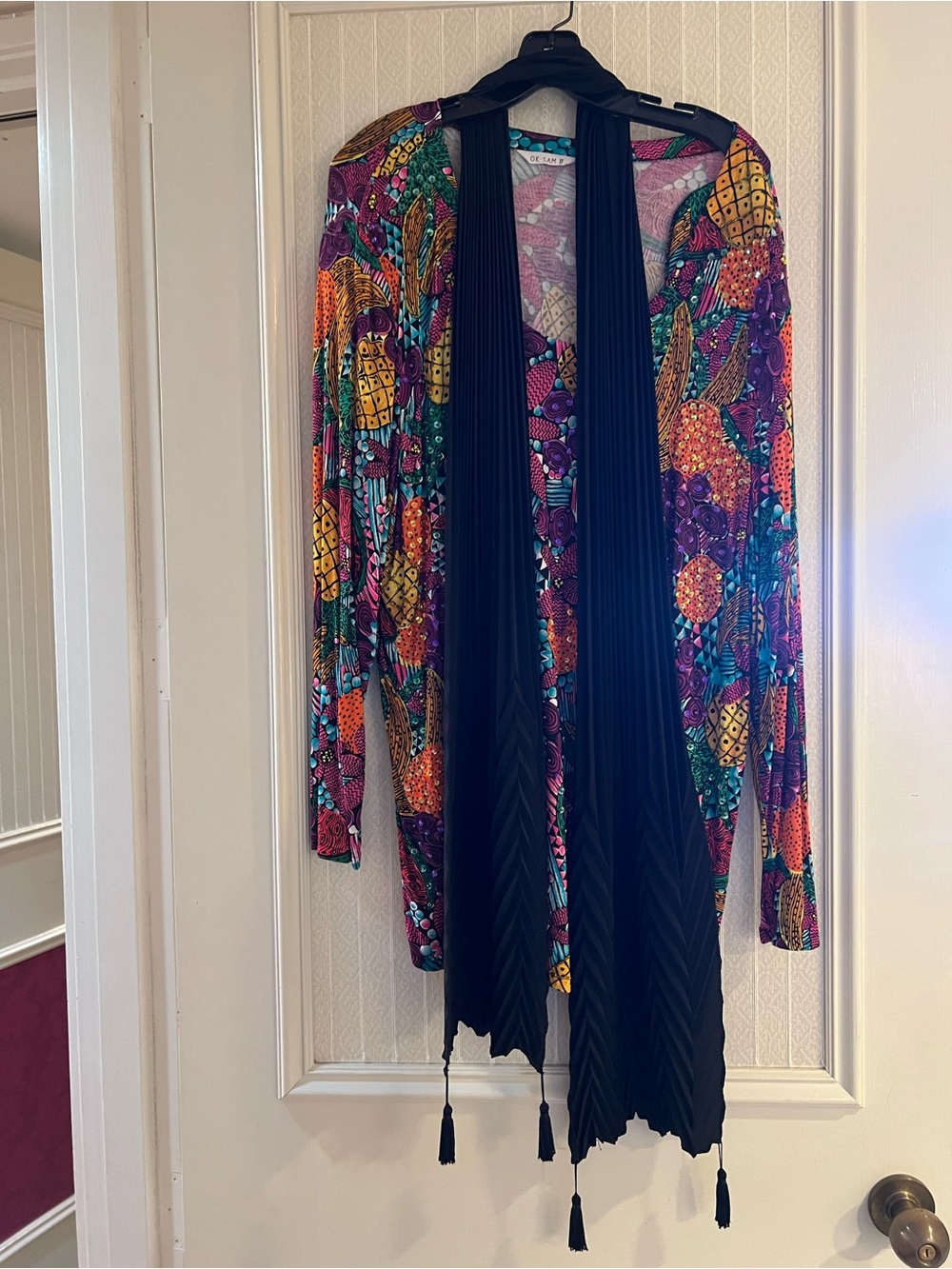 Multicolor Floral Long-Sleeve Blouse with Black Scarf Accent
